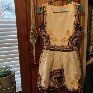 short sleeve embroidered dress